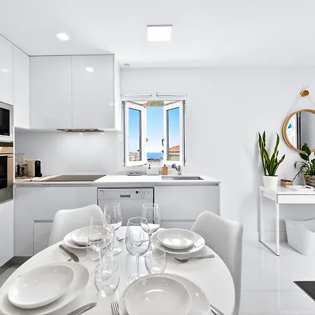 Apartament Aux Portes De Monaco - Vue Et Terrasse - Gc *